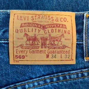 Levi loose straight 569 jeans